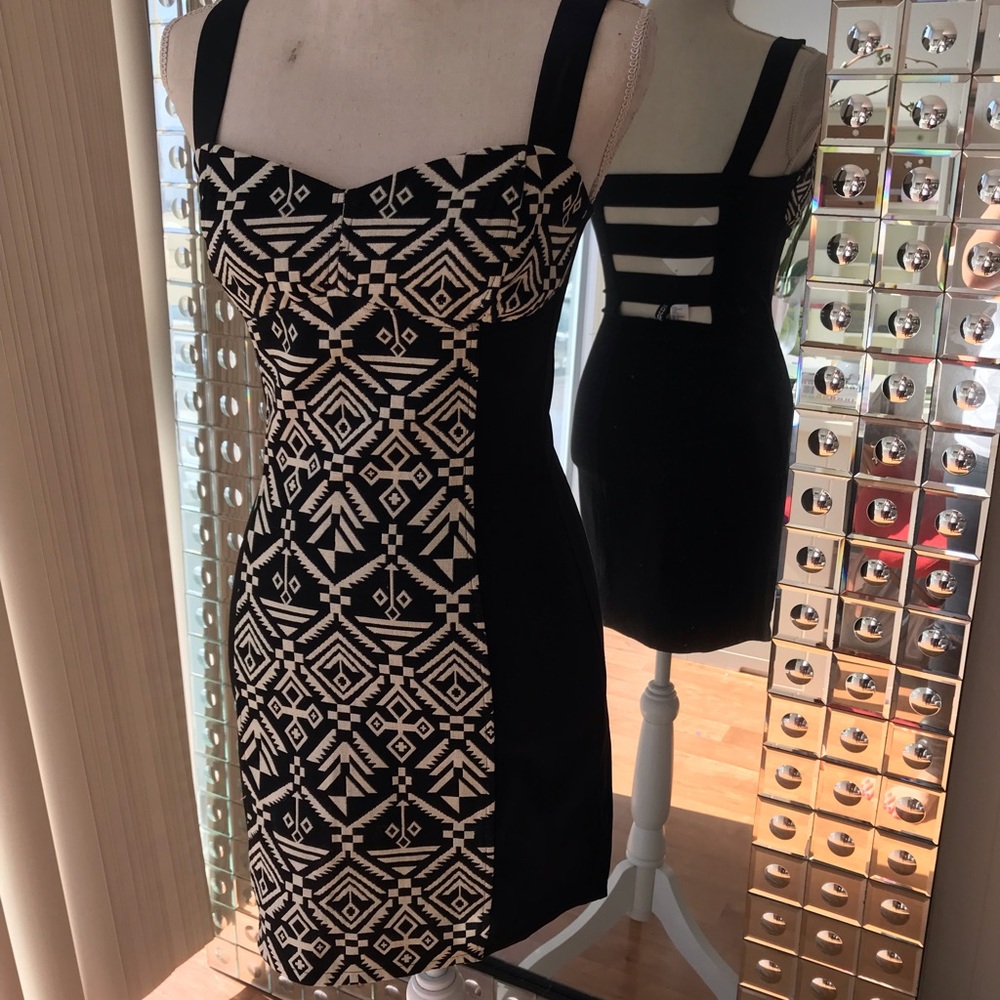 Black and white dress!